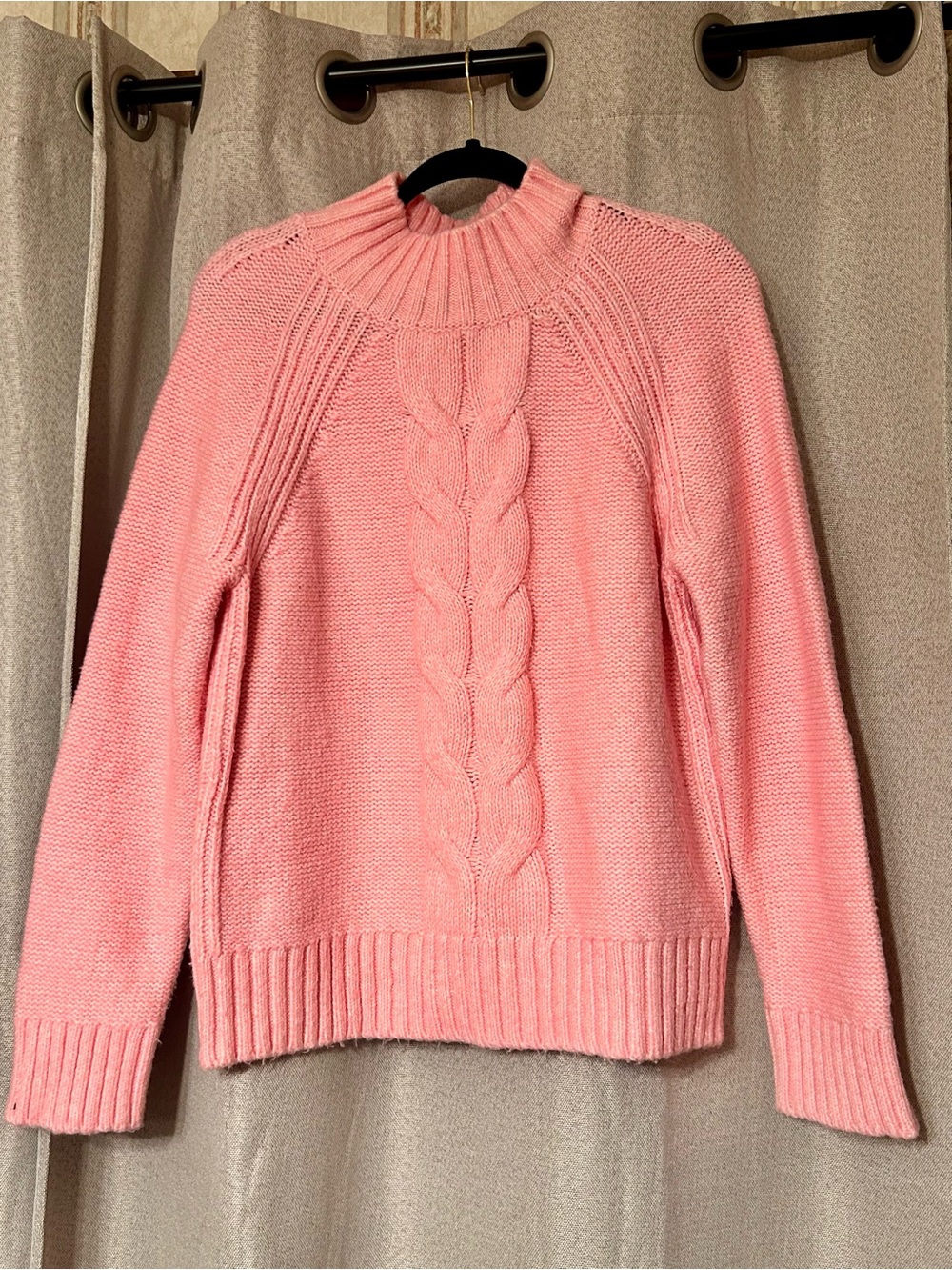 Tommy Hilfiger Women’s Pink Cable Knit Sweater Large